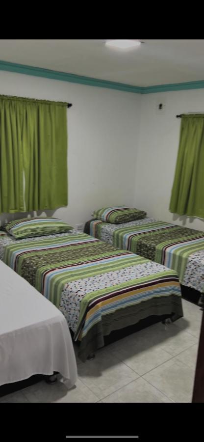 Apartamentos Katy San Andres  Luaran gambar